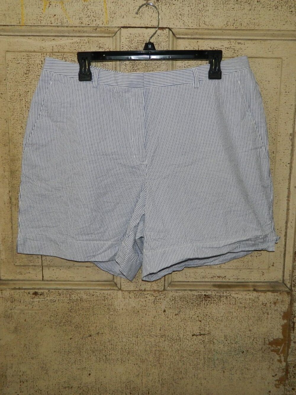 Brooks Brothers Striped Seersucker Shorts Womens Sz 16 (R-2)